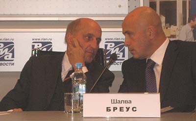 ������ ��� ����������, ���� ��������� �Deutsche Bank� � ����� �����, �������� ������� �����������