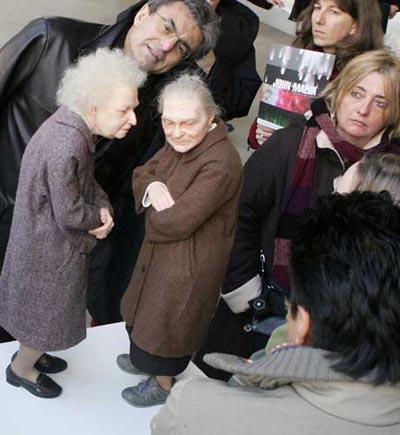 ��� ����� (Ron Mueck) - ������������� � ���������� ���������.